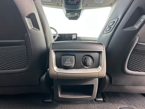 New 2026 Kia Carnival SX image 24