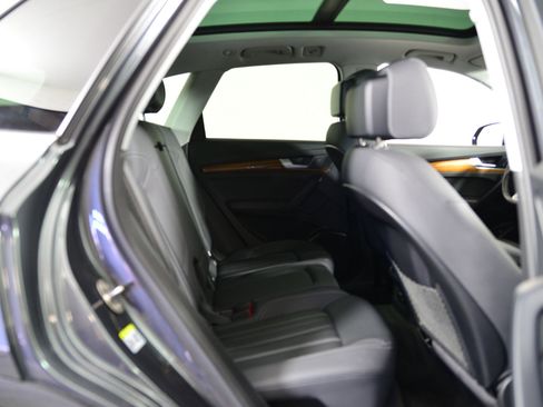 Certified 2023 Audi Q5 2.0T Premium Plus w/ Premium Plus Package image 21