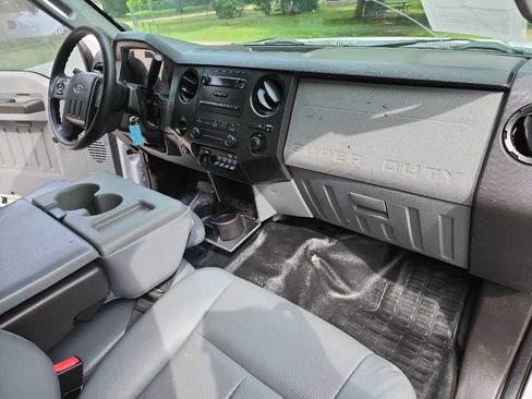Used 2015 Ford F250 XL RWD image 28