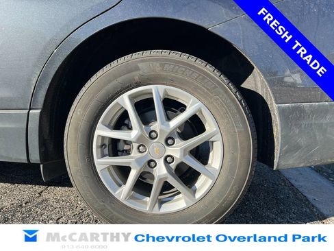 Used 2022 Chevrolet Equinox LS w/ LS Convenience Package image 9