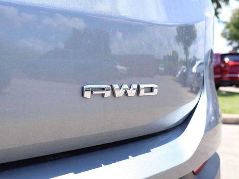 Used 2024 GMC Terrain SLE AWD/4WD image 7