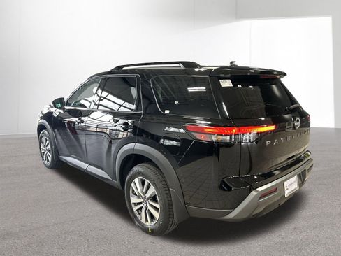 New 2026 Nissan Pathfinder SL AWD/4WD image 34