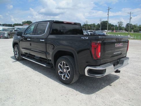 New 2026 GMC Sierra 1500 SLT w/ SLT Premium Package AWD/4WD image 6