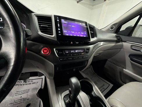 Used 2017 Honda Pilot EX-L image 17
