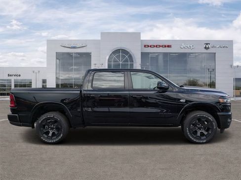 Used 2026 RAM 1500 Big Horn AWD/4WD image 2
