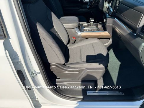 Used 2023 Chevrolet Silverado 1500 LT Trail Boss image 26