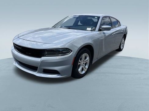 Used 2022 Dodge Charger SXT RWD image 9