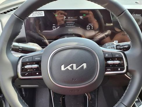 New 2025 Kia Sorento S w/ Panoramic Sunroof Package FWD image 17
