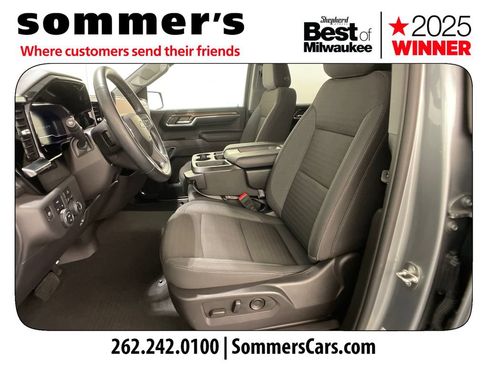Used 2024 Chevrolet Silverado 1500 LT AWD/4WD image 9