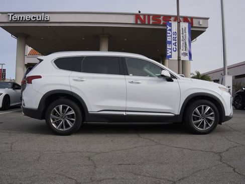 Used 2019 Hyundai Santa Fe SEL image 3