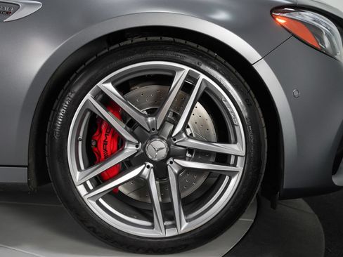 Used 2020 Mercedes-Benz E 63 AMG S image 26