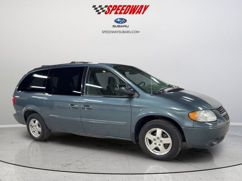 Used 2006 Dodge Grand Caravan SXT image 13