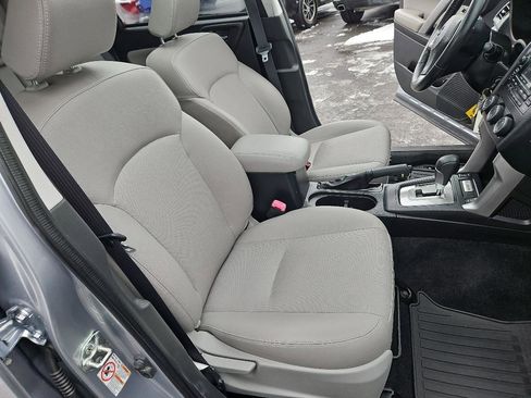 Used 2014 Subaru Forester 2.5i Limited image 16