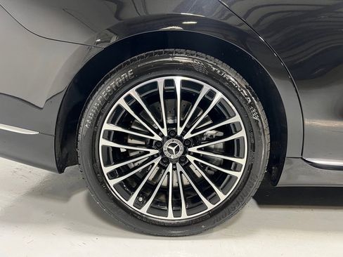 Used 2025 Mercedes-Benz S 580 4MATIC Sedan image 15