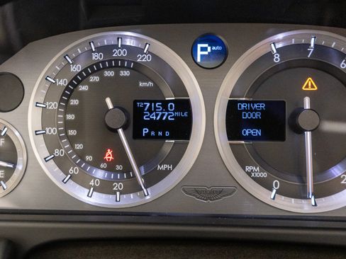 Used 2008 Aston Martin DB9 Volante RWD image 21