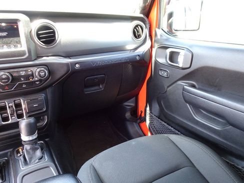 Used 2023 Jeep Wrangler Unlimited Sport AWD/4WD image 18