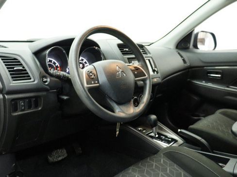 Used 2024 Mitsubishi Outlander Sport ES AWD/4WD image 6