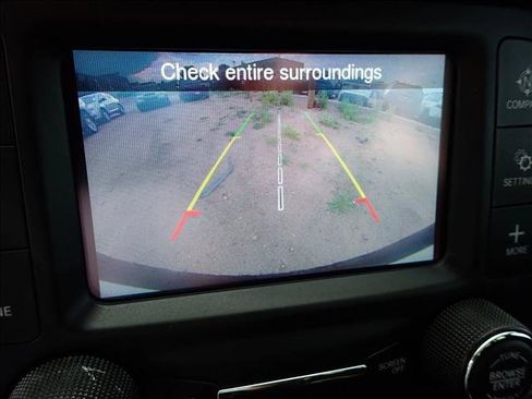 Used 2019 Jeep Wrangler Unlimited Sport S AWD/4WD image 21