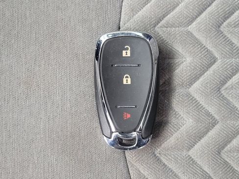 Used 2023 Chevrolet Equinox LT AWD/4WD image 32