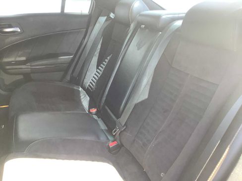 Used 2017 Dodge Charger R/T RWD image 13