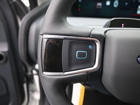 New 2026 Ford Expedition Active image 29