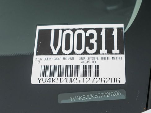 New 2026 Volvo XC40 B4 Core w/ Climate Package image 37