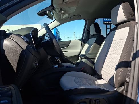Used 2024 Chevrolet Equinox LT w/ LPO, Floor Liner Package FWD image 11