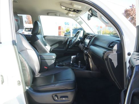 Certified 2022 Toyota 4Runner TRD Off-Road Premium image 24