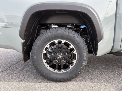 New 2026 Toyota Tundra SR5 AWD/4WD image 18