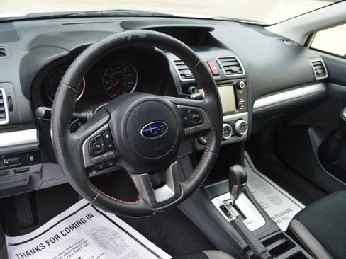 Used 2017 Subaru Crosstrek 2.0i Premium w/ Moonroof Package AWD/4WD image 16