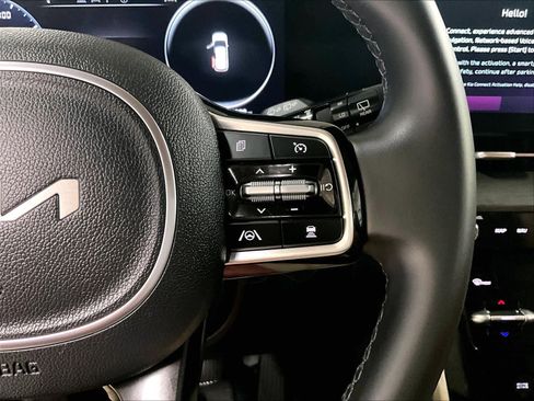 Used 2024 Kia Carnival SX image 24