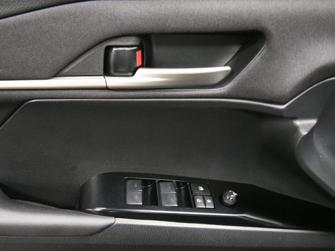 Certified 2025 Toyota Camry LE image 11