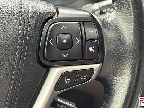 Used 2018 Toyota Sienna XLE Premium image 35