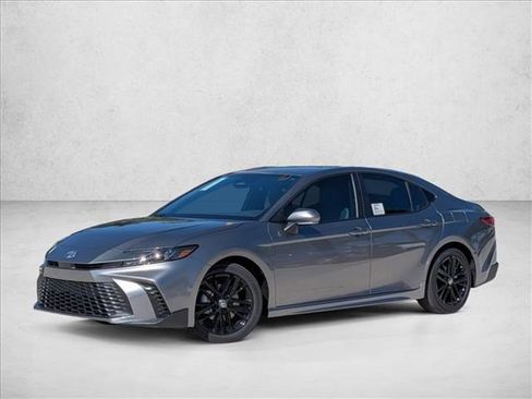 New 2026 Toyota Camry SE image 1
