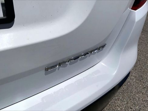 Used 2018 Buick Encore Preferred FWD image 9