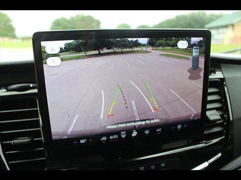 Used 2024 Ford Transit 350 XLT RWD image 26