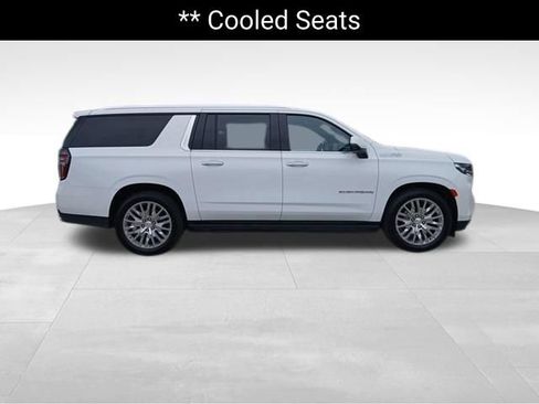 Used 2024 Chevrolet Suburban High Country w/ Max Trailering Package AWD/4WD image 6