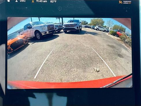 Used 2023 Tesla Model 3 Standard Range image 14