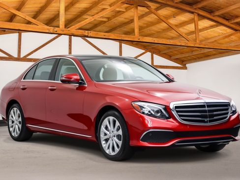 Used 2017 Mercedes-Benz E 300 image 7