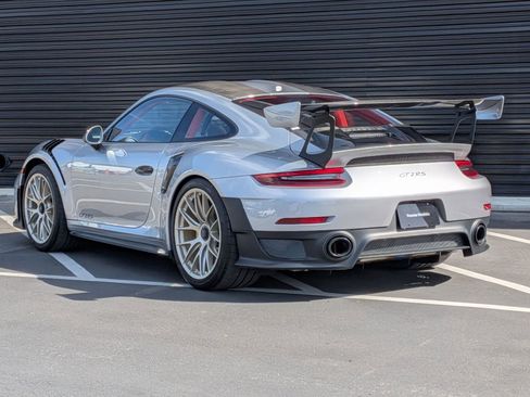 Certified 2018 Porsche 911 GT2 RS image 3