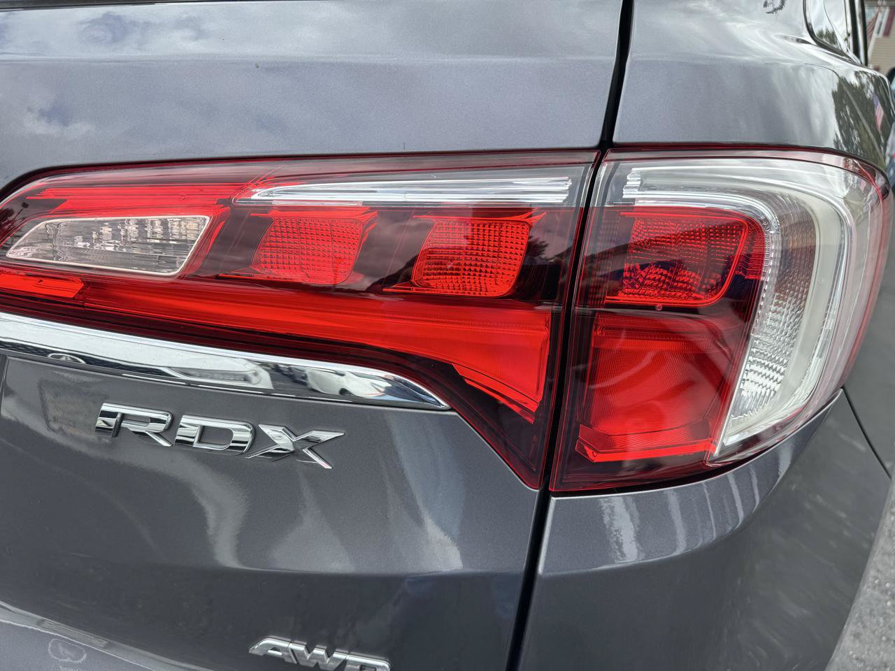 Used 2018 Acura RDX w/ Technology Package AWD/4WD image 23