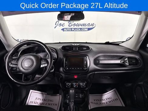 Used 2017 Jeep Renegade Altitude AWD/4WD image 10