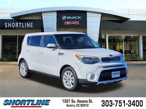 Used 2018 Kia Soul + image 1
