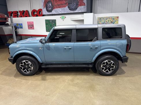 Used 2022 Ford Bronco Outer Banks image 53