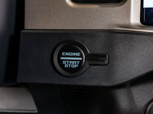 Used 2026 Ford Bronco Outer Banks AWD/4WD image 22