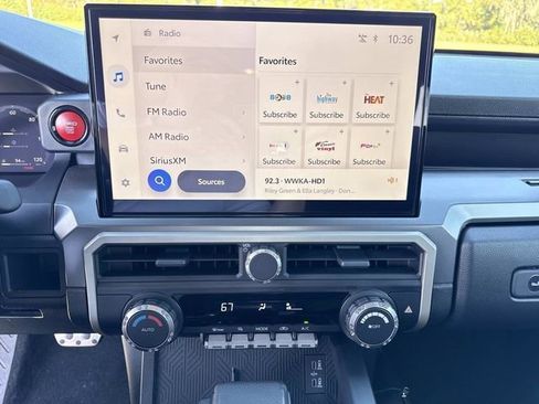 Used 2024 Toyota Tacoma TRD Sport image 22