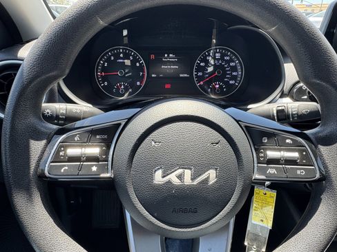 Used 2024 Kia Forte LXS FWD image 22