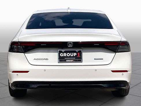 Used 2023 Honda Accord EX-L image 5