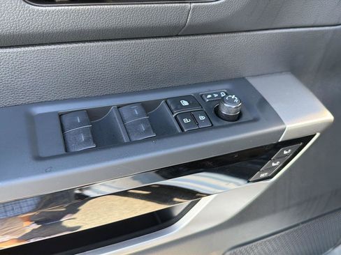 New 2026 Toyota Tundra Limited AWD/4WD image 31