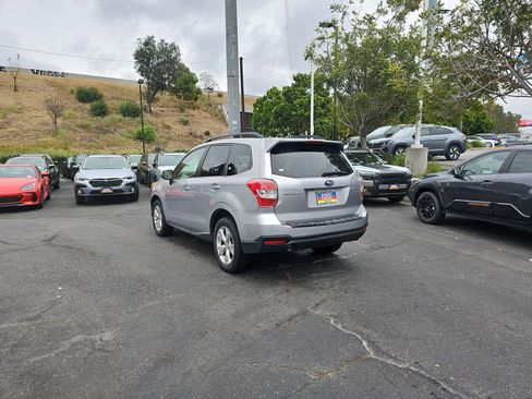 Used 2015 Subaru Forester 2.5i Limited w/ Popular Package #2 image 5